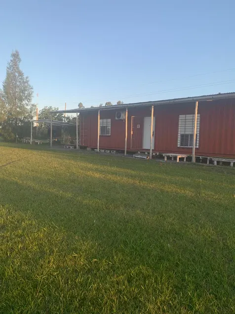 Container house and green space - Image 1
