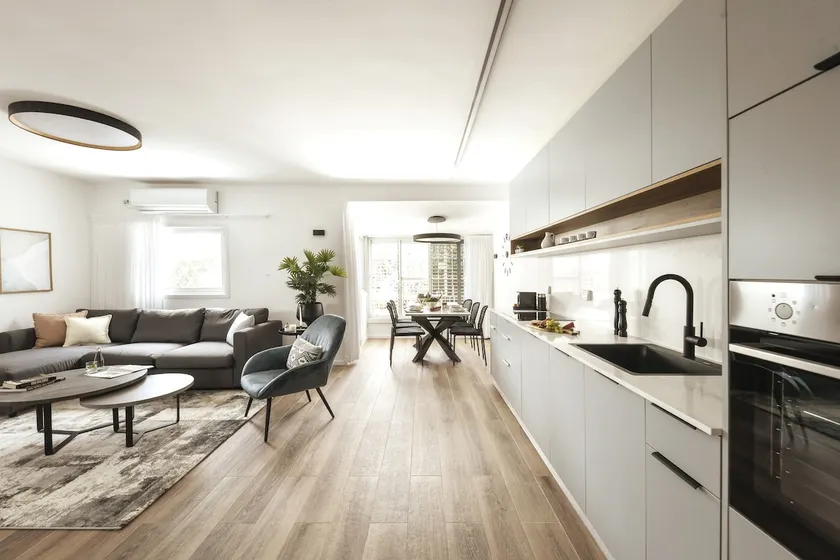 Heart of Ramat Hasharon 2BR by SeaNRent - Image 1