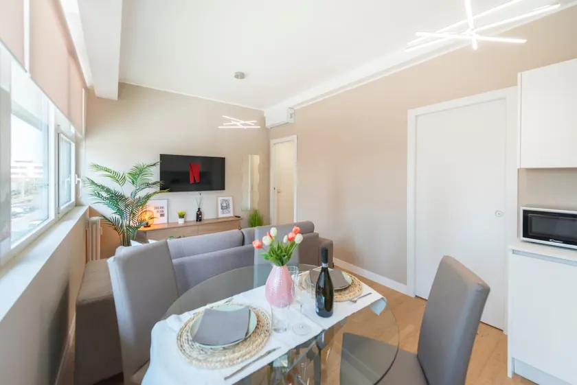Cozy Private Flat - MM Marche 7 Min - Image 1
