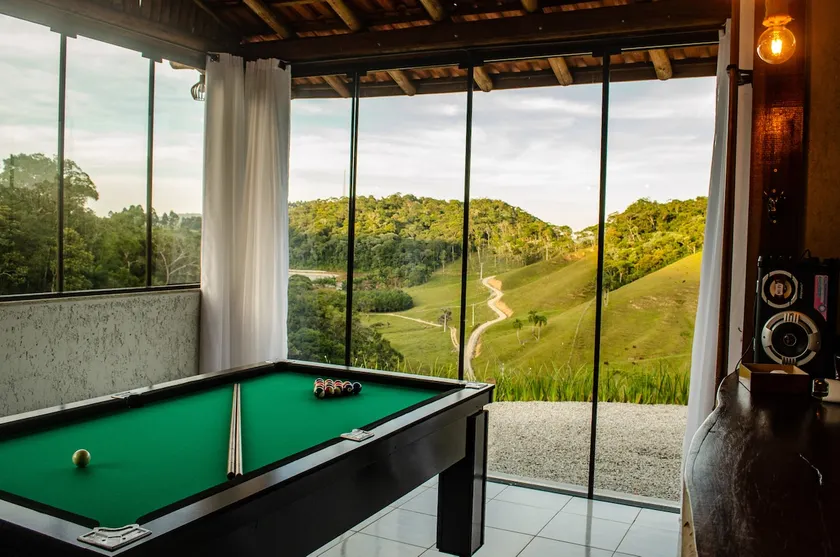 Belo Amanhecer Farm: hiking, pool table and fireplace - Image 1