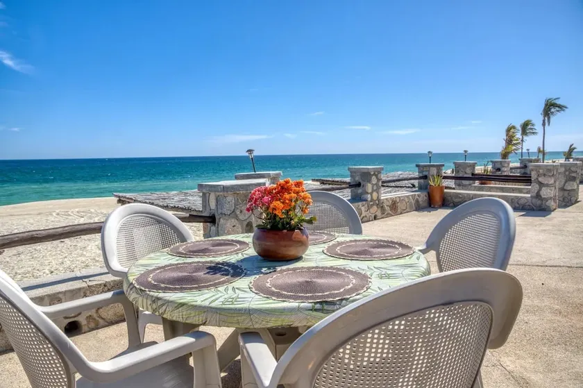 Beautiful Beach House Right on the Sea of Cortez - Image 1