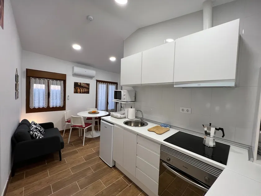 Daniel's Apartments, Family Apartment - Image 1