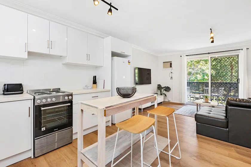 800m to the beach, Stylish, and Perfect location - Image 1