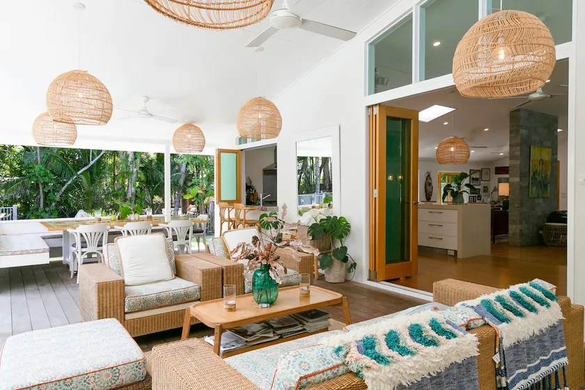 Pineapple Petes Beach House - Image 1