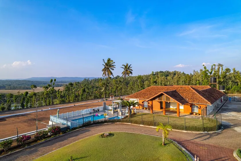 StayVista at Misty Barn | Pet-Friendly 5BR - Image 1