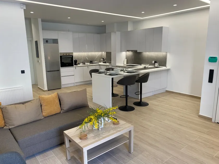 Brand New Garden Apartment - Image 1
