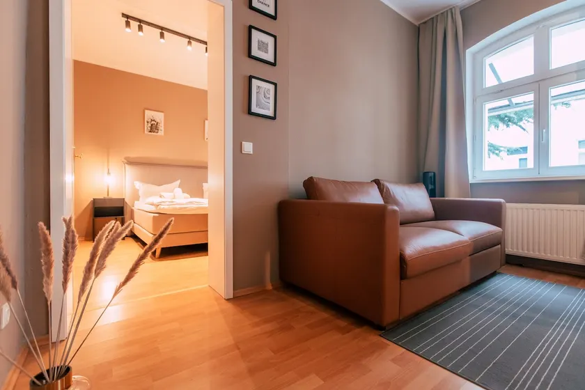 *Big Urban* quiet & stylish with space close to the center - Image 1