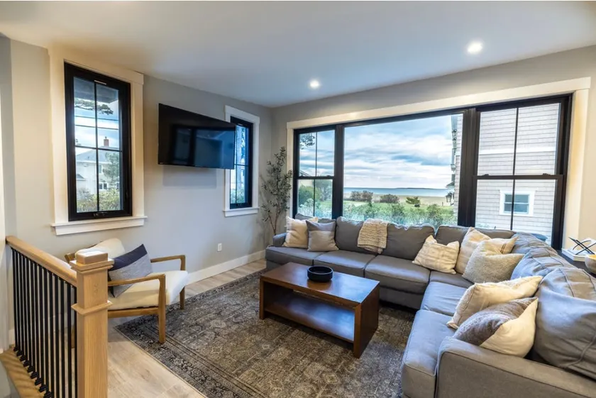 Modern ocean view home steps from Pine Point beach - Image 1