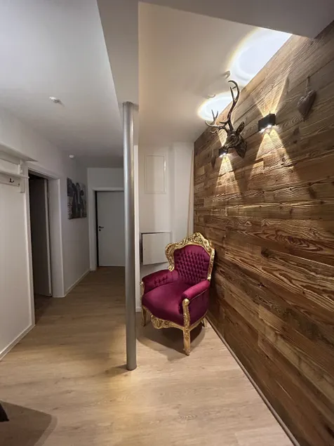 Newly renovated 5-room apartment in the Allgäu style. - Image 1