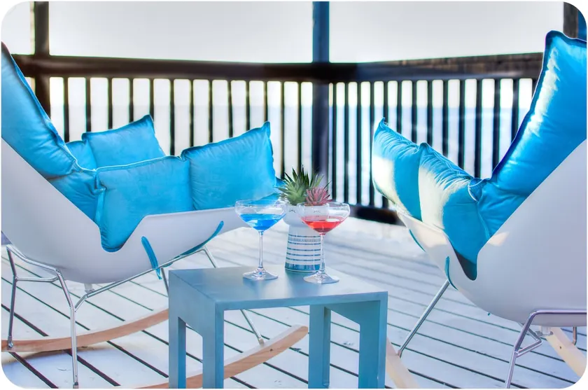 Lakefront Solitude Retreat | Sweeping Water Views - Image 1