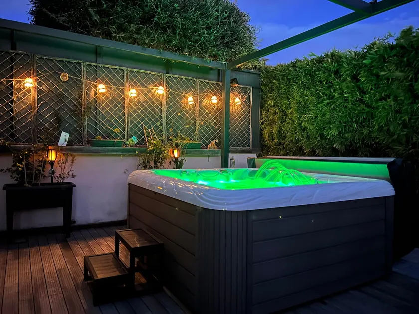 Villa le Thor Piscine Billard Sauna et Jacuzzi - Image 1