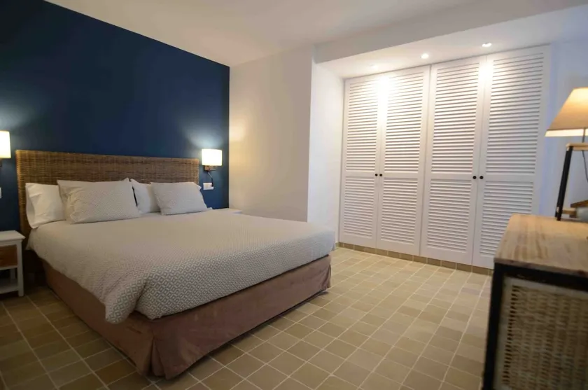 Renovated apartment with charm - Image 1