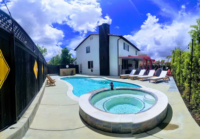 Wedding Guest Stay Near Temecula - Image 1