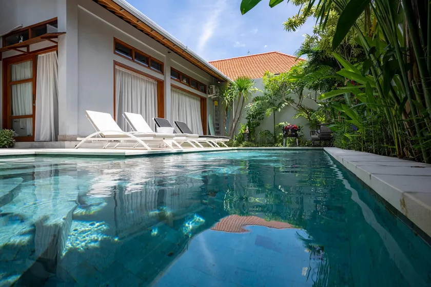PRIVATE VILLA AT SEMINYAK - Image 1