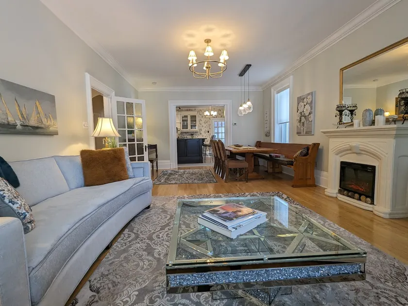 Harbour House Kincardine - Century Home Comfort - Image 1