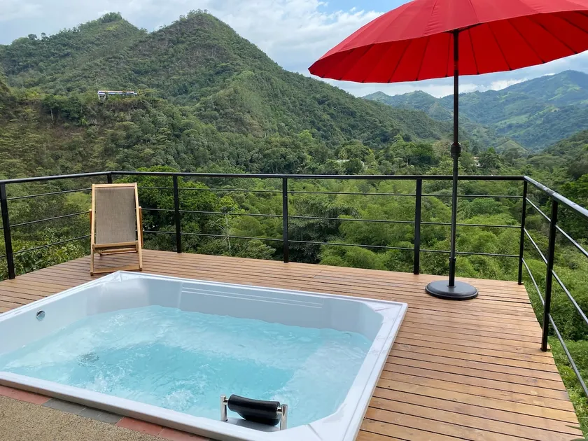 AMARI: Cabaña Tangara, in La Vega Cundinamarca - Image 1