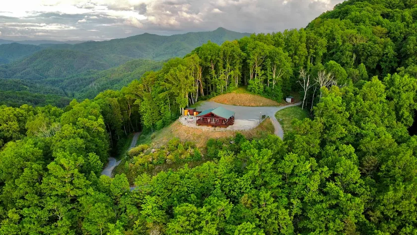 Smoky Mountain Escape 2 - Image 1