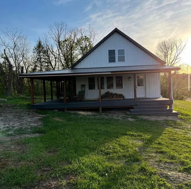 Charming Farm House - Image 1