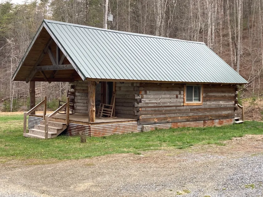 Chestnut Cove Cabin. - Image 1