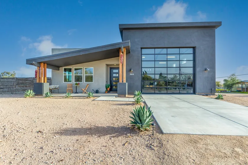 Modern Desert Oasis - Image 1