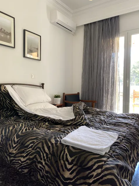 Residence (4 people) - Image 1
