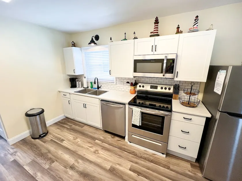 Beach House - Downtown OCNJ - Sleeps 12 - Image 1