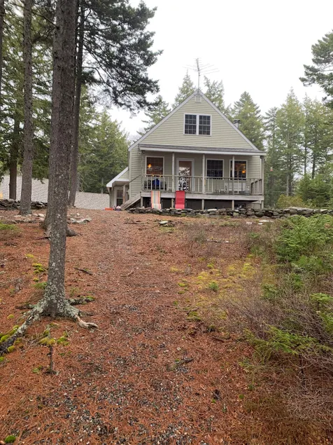Enjoy all seasons on Pleasant River Lake - Image 1