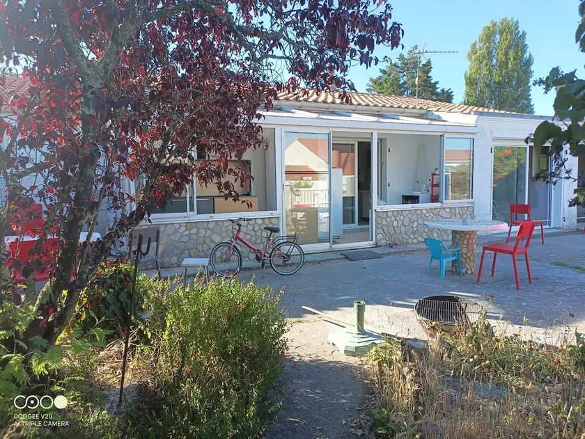 House 8-10 people - Image 1