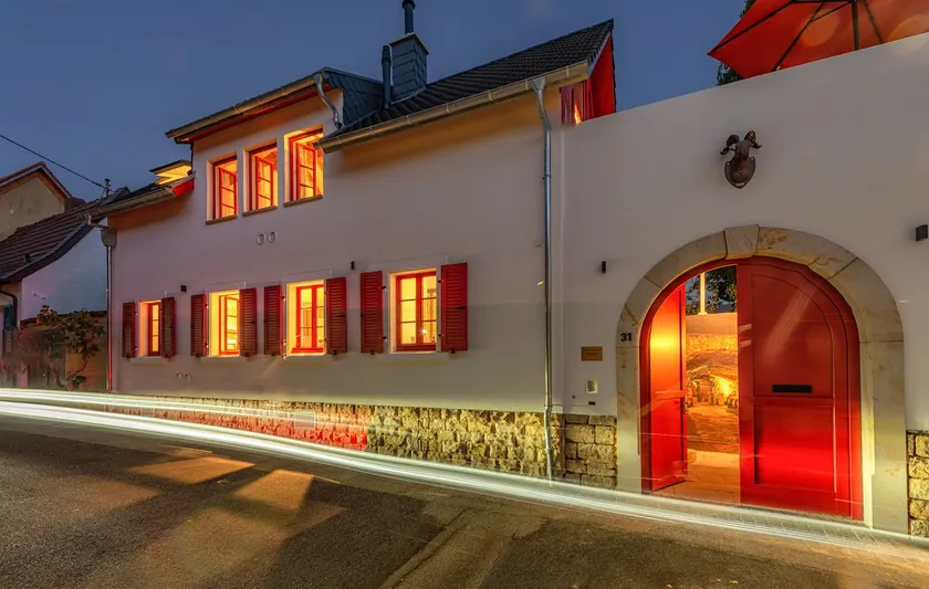 The small winemaker's house - Image 1