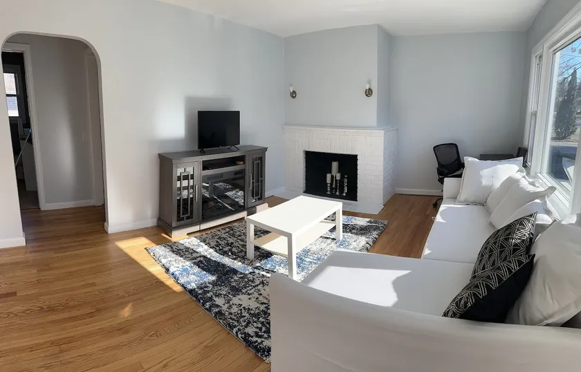 Cozy apartment close to BTV, UVM - Image 1