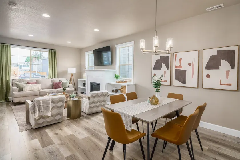 Spacious 5BR Beaverton Home, Game Room, Near Portland - Image 1