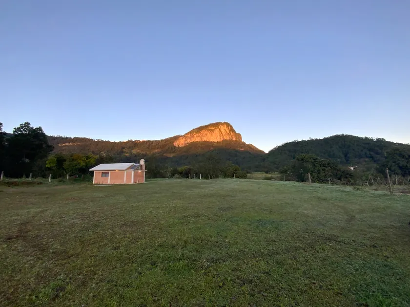 Beautiful cabin and camping - Image 1