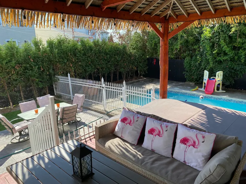 Sunny Estate, Swimming Pool & Spa. 25 min, DTW MTL - Image 1