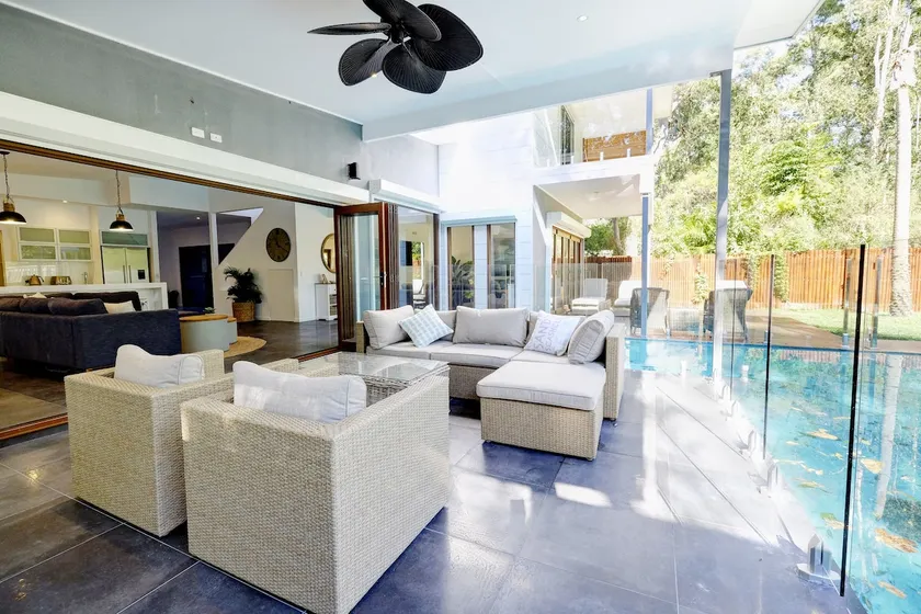 Away - Luxury Family Retreat with Pool and Air-Con - Image 1