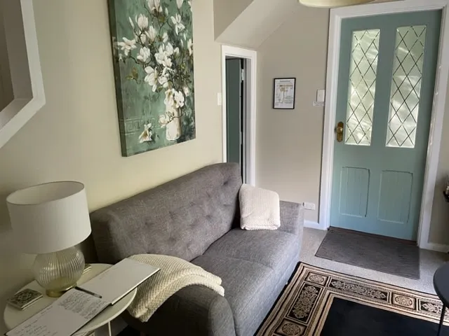 Cosy up at The Dovecote Suite, Dandenong Ranges - Image 1