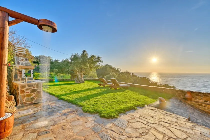 Metochi Seaview Holiday House - Image 1