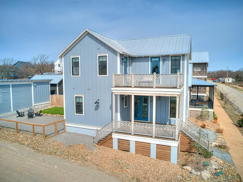 Bourbon Hollow | Coastal Chic - Image 1