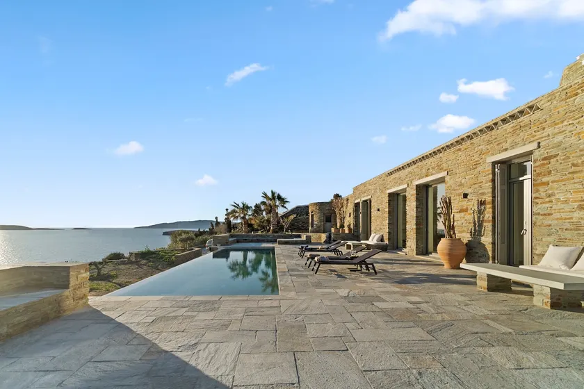 Villa Thalassa, Beachfront, Private Pool & Sunset Views by Explore Andros - Image 1