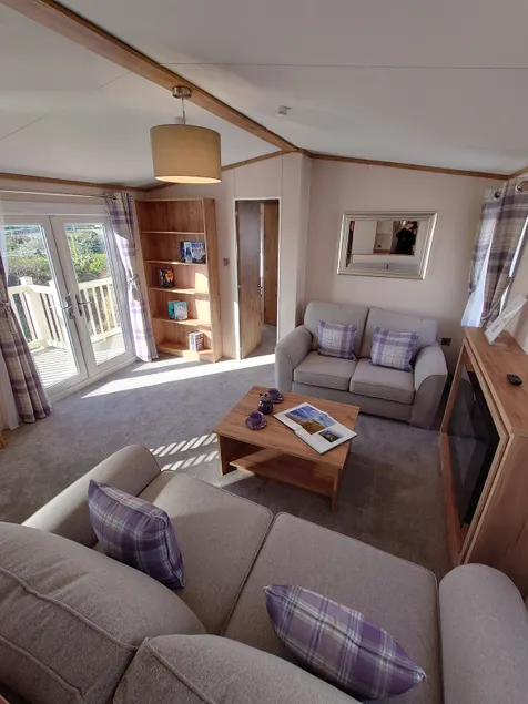 Beautiful 2 Bed Sennen Caravan - Image 1