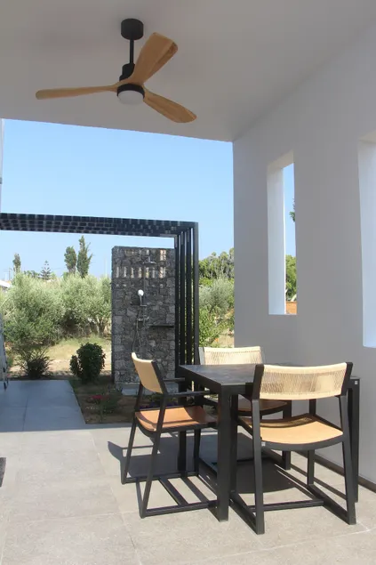 Rigani Studio / Chill and Thrill Apartments - Image 1