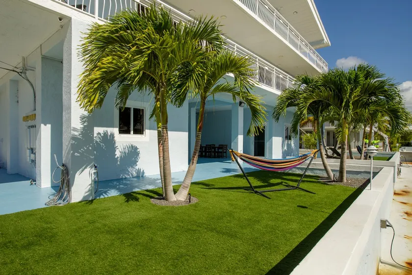 Waterfront Key Largo Escape with Boat Slip and Beautiful Sunrise Views - Image 1