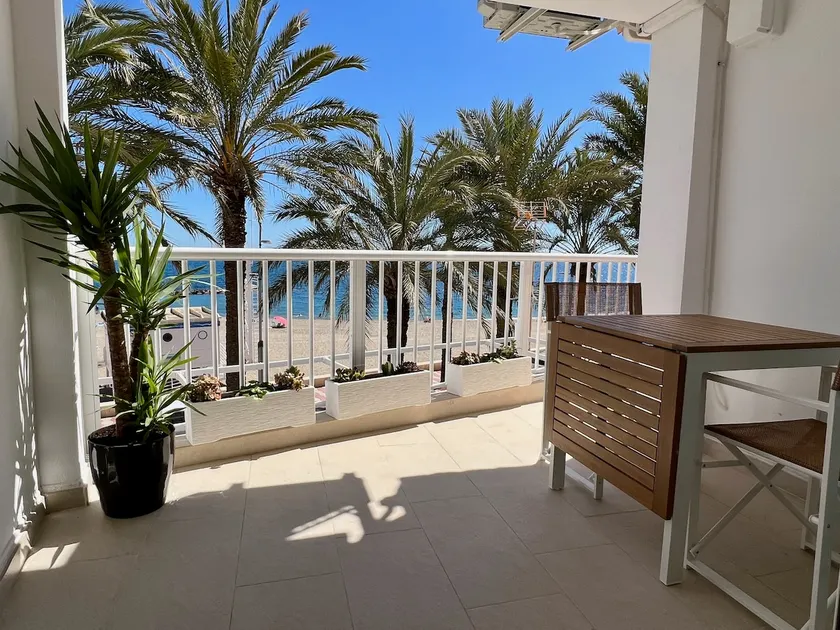 Modern studio with terrace and amazing sea view! - Image 1