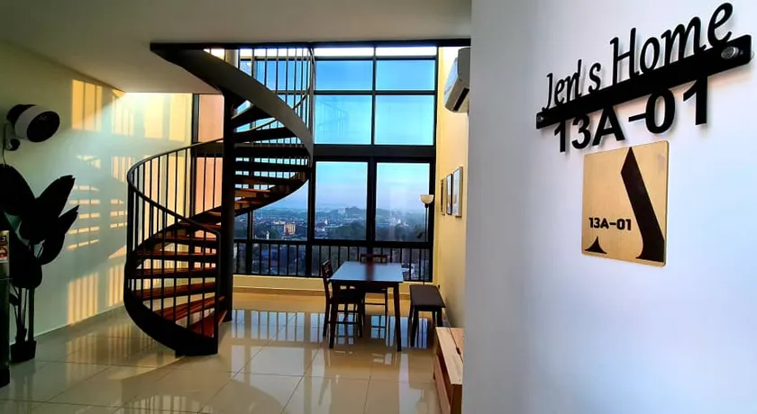 Jen's home at The Apple. - Image 1