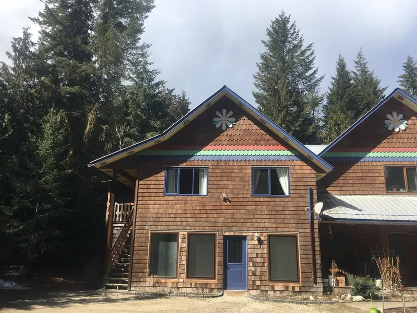 Black Forest Tree House - Image 1