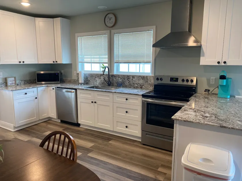 River Road Retreat - Image 1