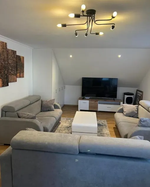 Alpina Apartment - Image 1