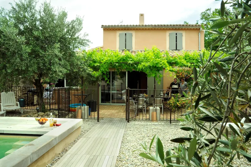 House-Garance village side Pool air conditioning parking - Image 1
