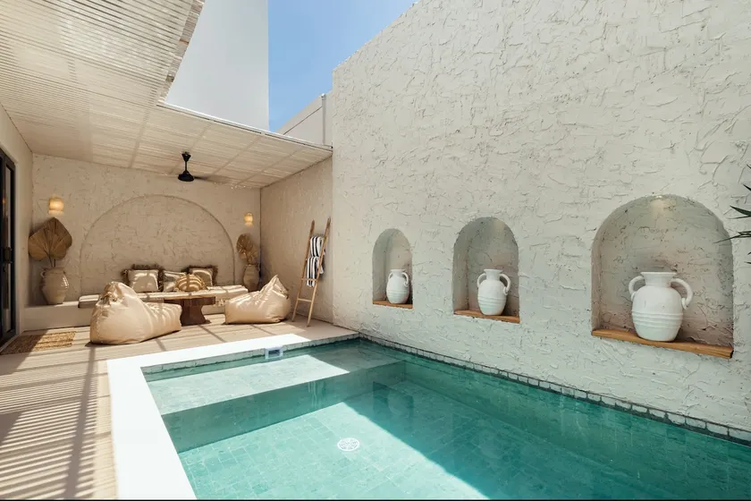 Cactus Estate: Luxury Mediterranean Tropical Oasis - Image 1
