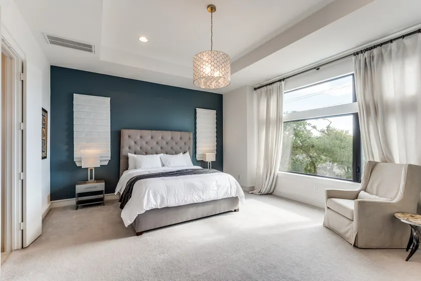 Modern 2600+ SqFt East Downtown / EaDo City Living - Image 1
