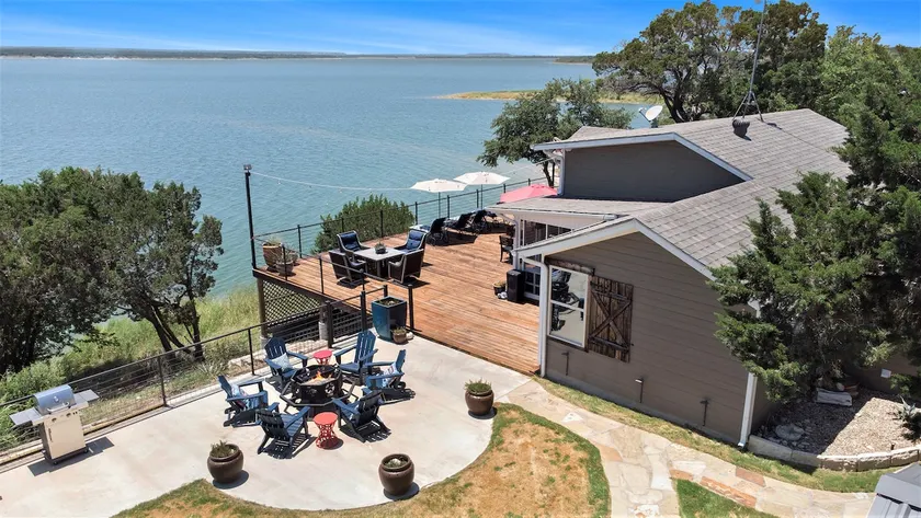 Stunning Lakefront Sunset Views - Reel'M Inn - Image 1